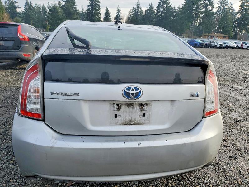 Photo 6 from auction – 2014 TOYOTA PRIUS with VIN JTDKN3DU3E0375185