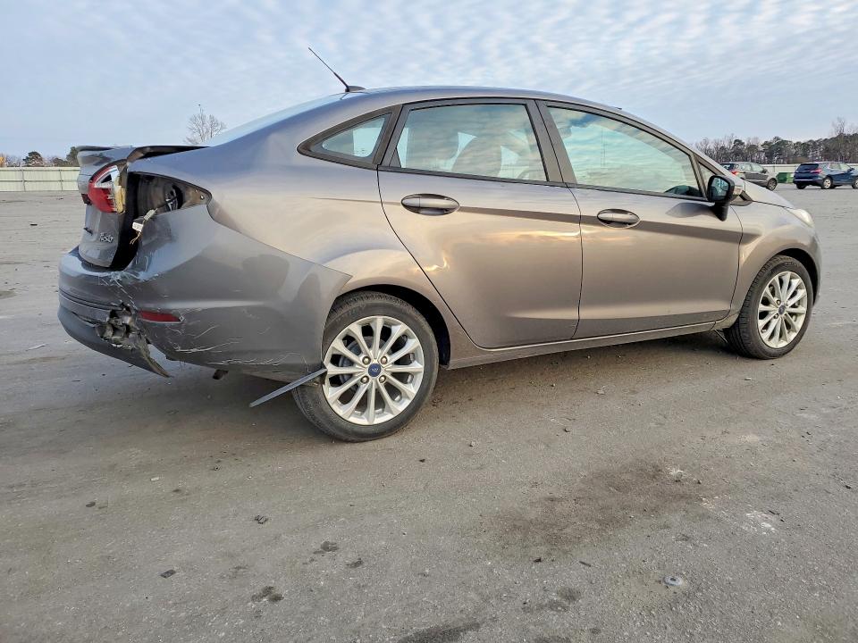 Photo 3 from auction – 2014 FORD FIESTA SE with VIN 3FADP4BJ8EM189212