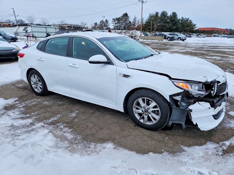 Photo 4 from auction – 2018 KIA OPTIMA LX with VIN 5XXGT4L34JG199847