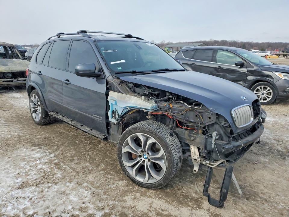 Photo 4 from auction – 2013 BMW X5 XDRIVE5 with VIN 5UXZV8C57D0C15364