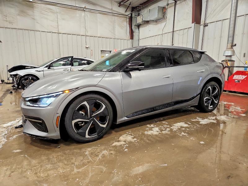 KIA EV6 GT LIN 2022 with VIN KNDC4DLC3N5047189 - Photo from auction