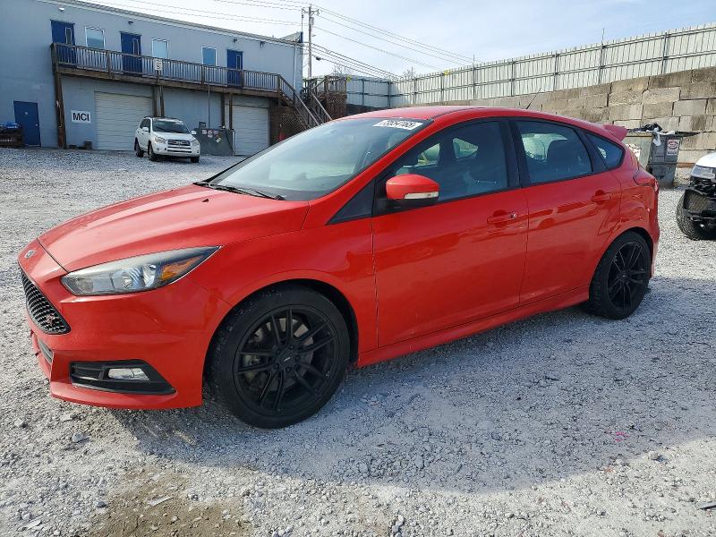 FORD FOCUS ST 2017 with VIN 1FADP3L9XHL331760 - Photo from auction