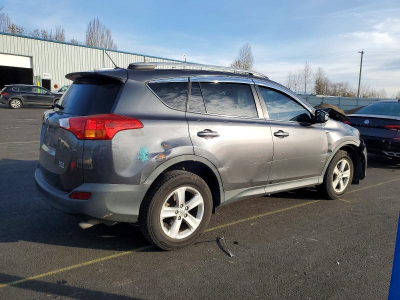 Photo 3 from auction – 2014 TOYOTA RAV4 XLE with VIN 2T3RFREV1EW164052