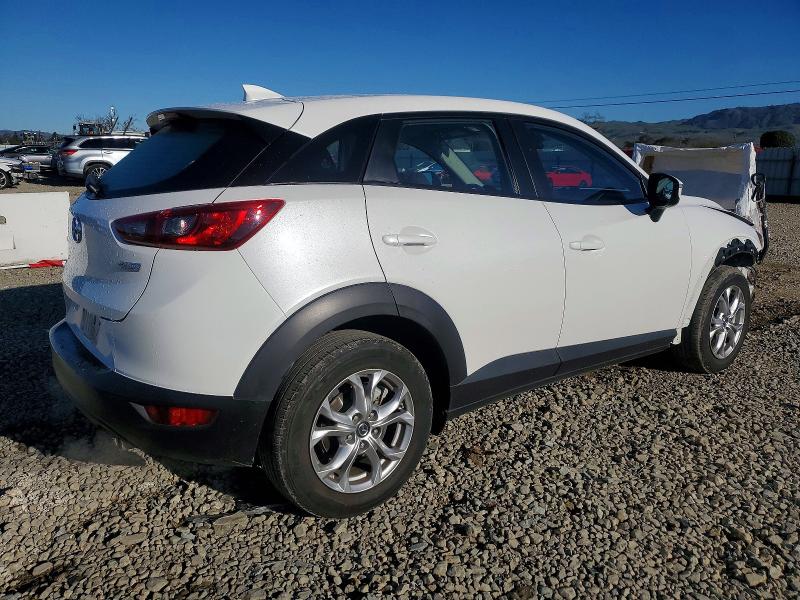 Foto 3 de la subasta – 2019 MAZDA CX-3 SPORT con VIN JM1DKDB75K0414570