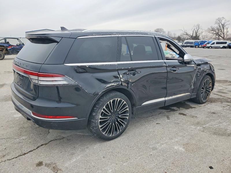 Photo 3 from auction – 2020 LINCOLN AVIATOR BL with VIN 5LM5J9XC7LGL29273
