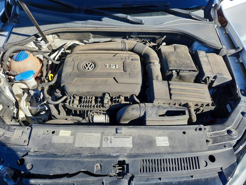 Photo 11 from auction – 2014 VOLKSWAGEN PASSAT S with VIN 1VWAT7A3XEC038741