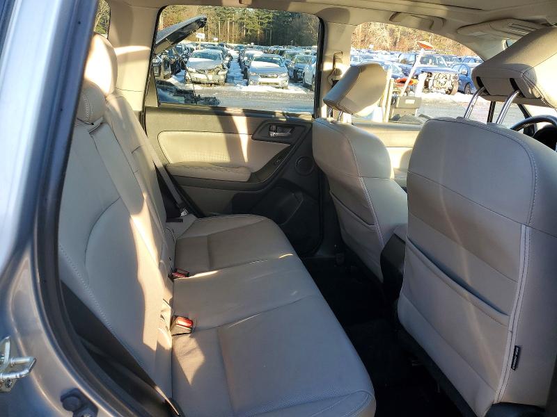 Photo 11 from auction – 2018 SUBARU FORESTER 2 with VIN JF2SJARC4JH438257