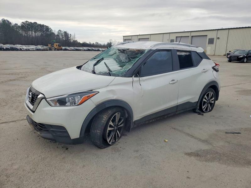 NISSAN KICKS 2020 with VIN 3N1CP5CV0LL531867 - Photo from auction