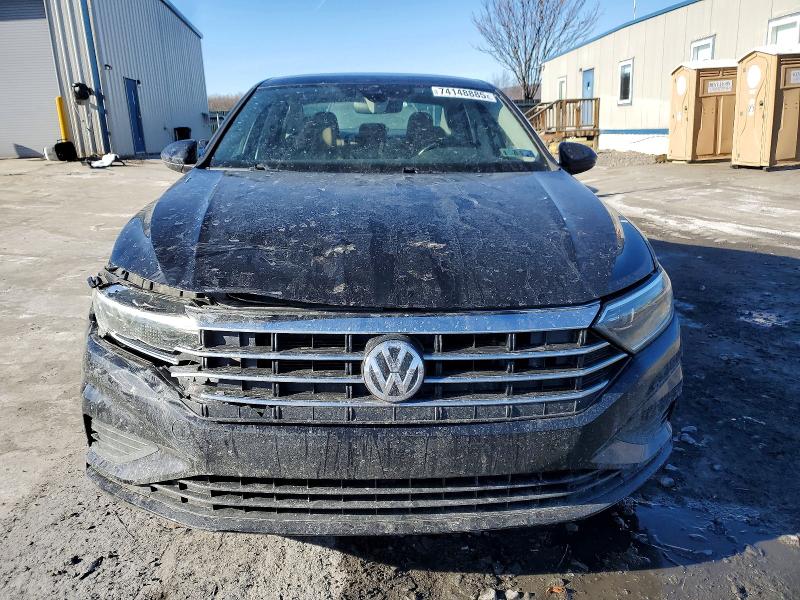 Photo 5 from auction – 2019 VOLKSWAGEN JETTA with VIN 3VWE57BU3KM071061