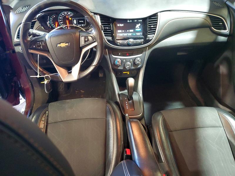 Photo 8 from auction – 2017 CHEVROLET TRAX 1LT with VIN 3GNCJPSB1HL193802