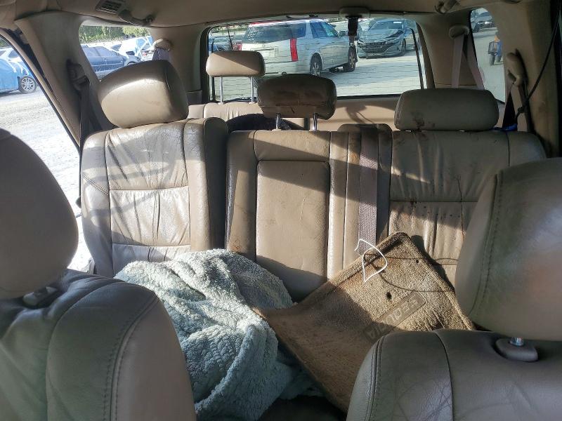 Photo 10 from auction – 2004 TOYOTA SEQUOIA LI with VIN 5TDBT48A04S214770