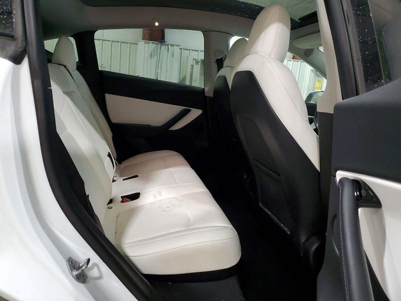 Photo 10 from auction – 2021 TESLA MODEL Y with VIN 5YJYGDEE8MF100557