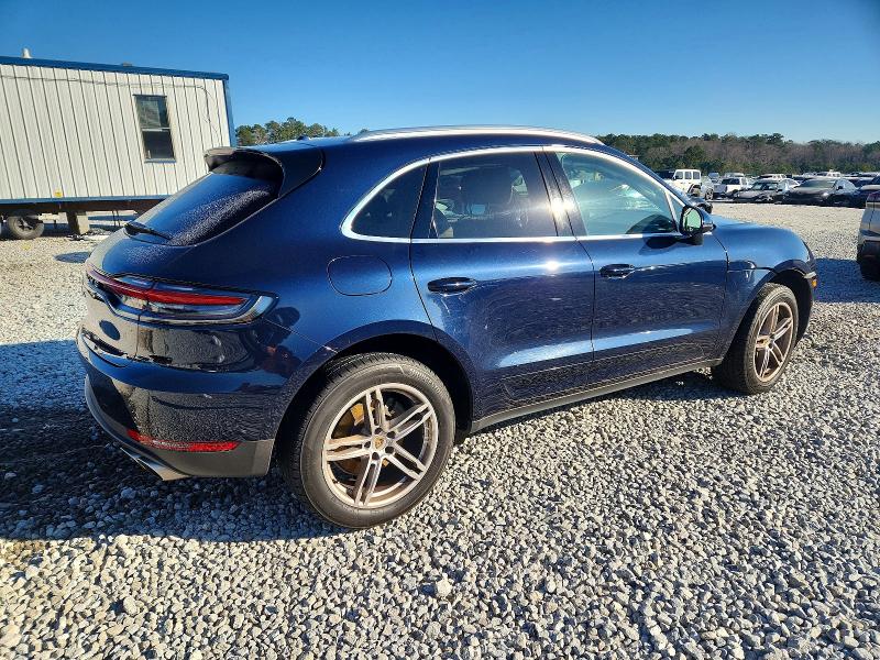 Photo 3 from auction – 2019 PORSCHE MACAN with VIN WP1AB2A58KLB34467