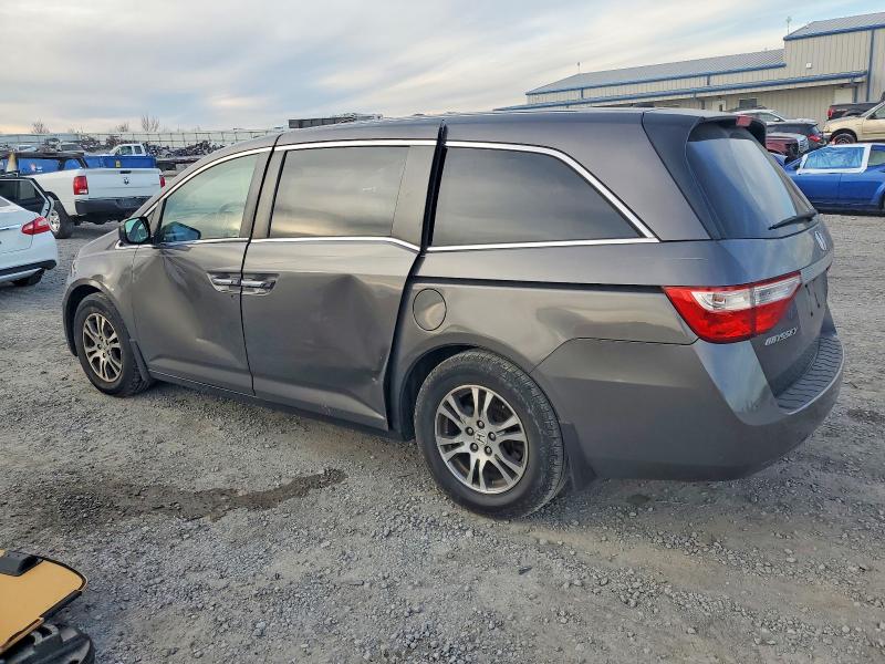 Photo 2 from auction – 2012 HONDA ODYSSEY with VIN 5FNRL5H65CB001817