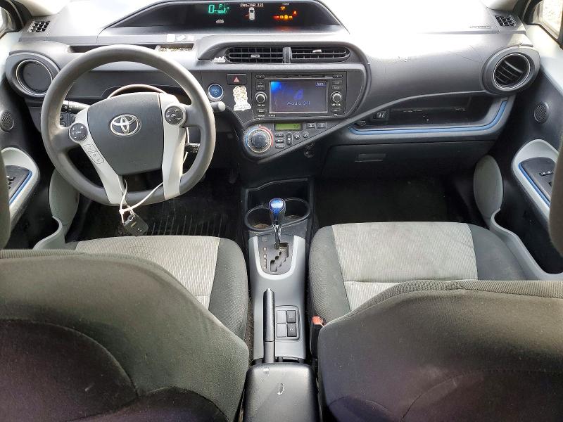 Photo 8 from auction – 2013 TOYOTA PRIUS C with VIN JTDKDTB32D1549656