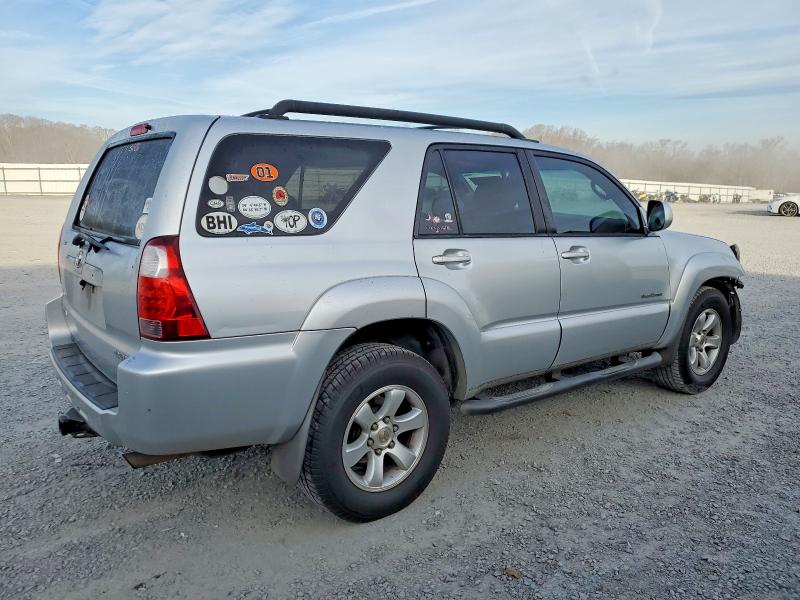Photo 3 from auction – 2006 TOYOTA 4RUNNER SR with VIN JTEZU14R368064890