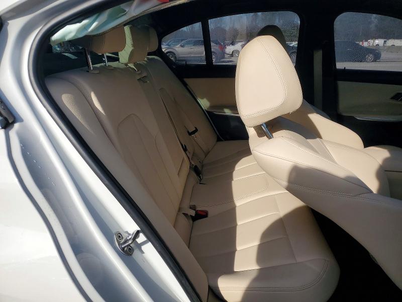Photo 10 from auction – 2019 BMW 330I with VIN 3MW5R1J51K8B02506