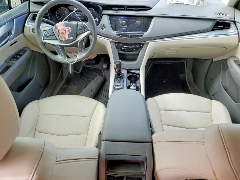 Photo 8 from auction – 2021 CADILLAC XT5 with VIN 1GYKNCRS4MZ139317