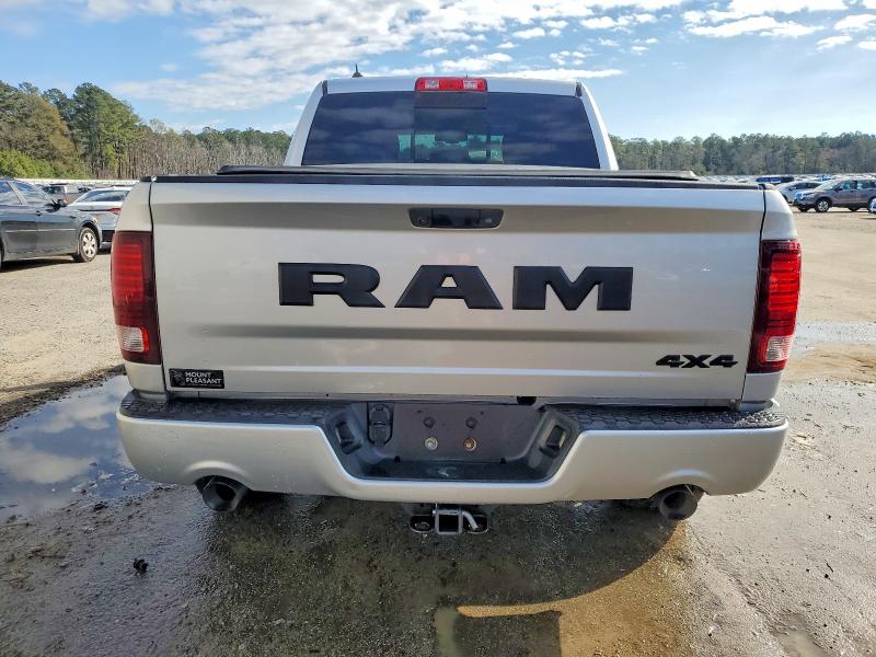 Photo 6 from auction – 2017 RAM 1500 with VIN 1C6RR7MT7HS788583
