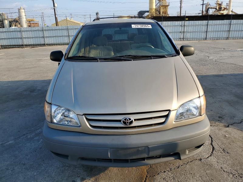 Photo 5 from auction – 2002 TOYOTA SIENNA CE with VIN 4T3ZF19C32U488383
