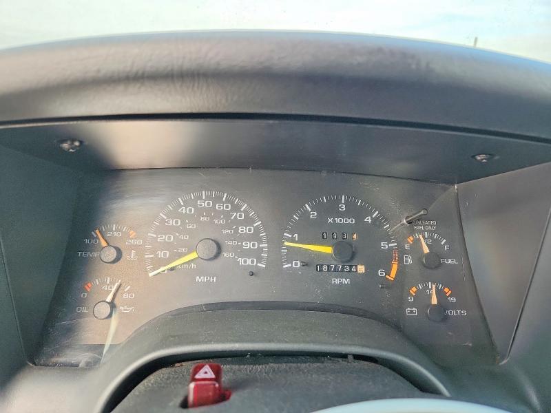Photo 9 from auction – 1997 GMC SONOMA with VIN 1GTCS19W8V8502431