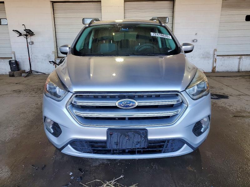 Photo 5 from auction – 2017 FORD ESCAPE SE with VIN 1FMCU0GD4HUC63344