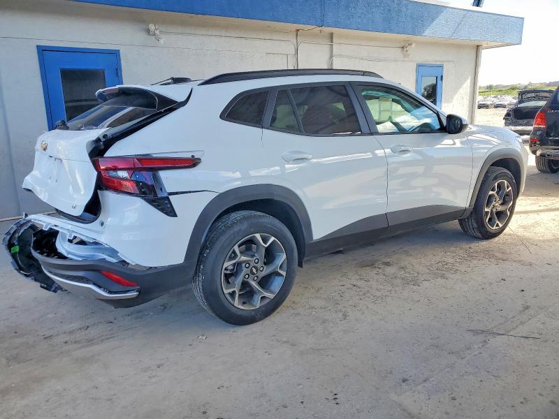 Photo 3 from auction – 2025 CHEVROLET TRAX with VIN KL77LHEP8SC232421