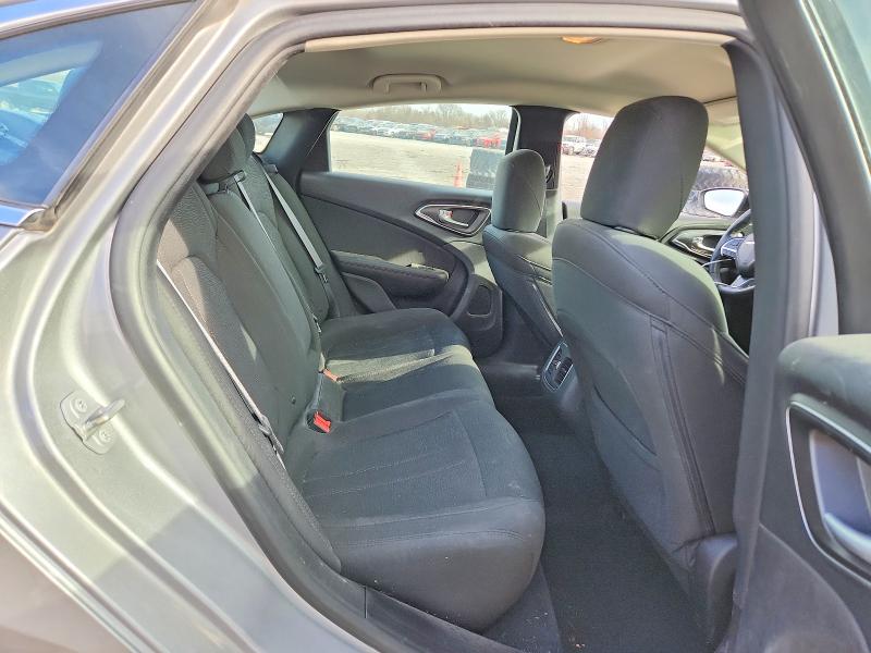 Photo 10 from auction – 2016 CHRYSLER 200 LIMITE with VIN 1C3CCCAB1GN166826