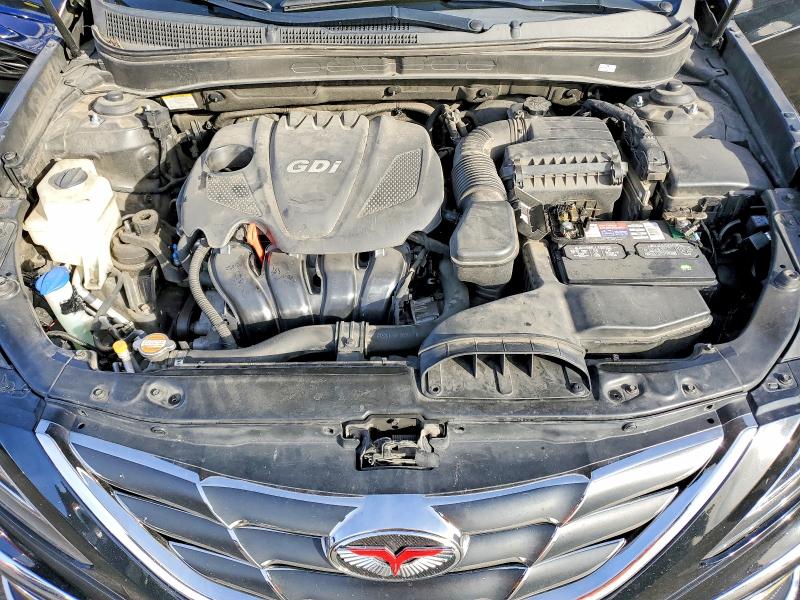Photo 11 from auction – 2011 HYUNDAI SONATA SE with VIN 5NPEC4AC6BH130822