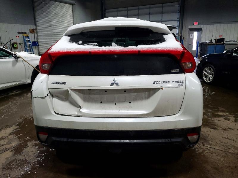 Photo 6 from auction – 2018 MITSUBISHI ECLIPSE CR with VIN JA4AT3AA6JZ027456