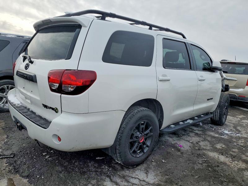 Photo 3 from auction – 2020 TOYOTA SEQUOIA with VIN 5TDBY5G12LS175638