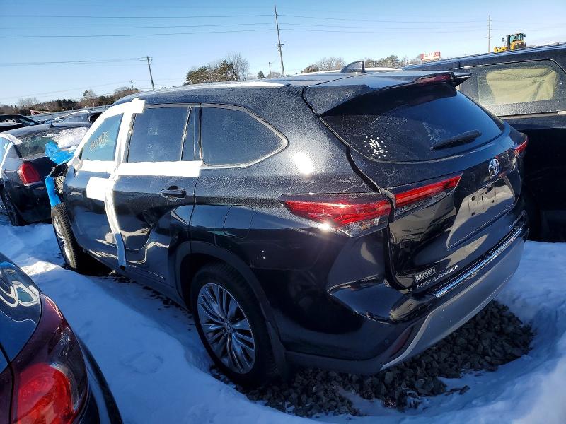 Photo 2 from auction – 2020 TOYOTA HIGHLANDER with VIN 5TDFZRBH1LS035350