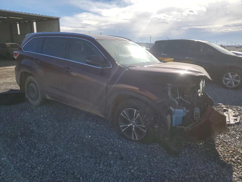 Photo 4 from auction – 2016 TOYOTA HIGHLANDER with VIN 5TDJKRFH6GS247515