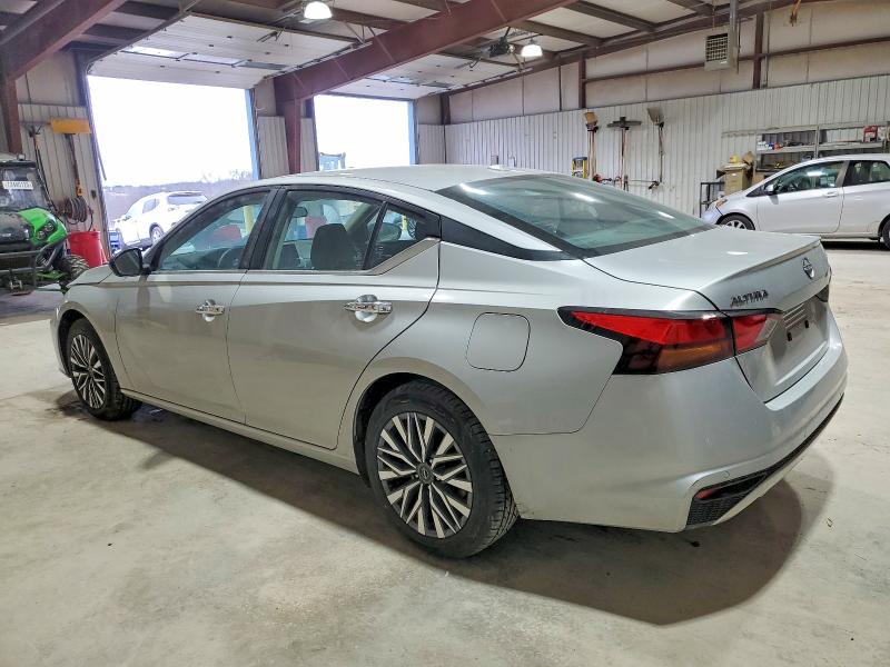 Photo 2 from auction – 2024 NISSAN ALTIMA SV with VIN 1N4BL4DV8RN375573