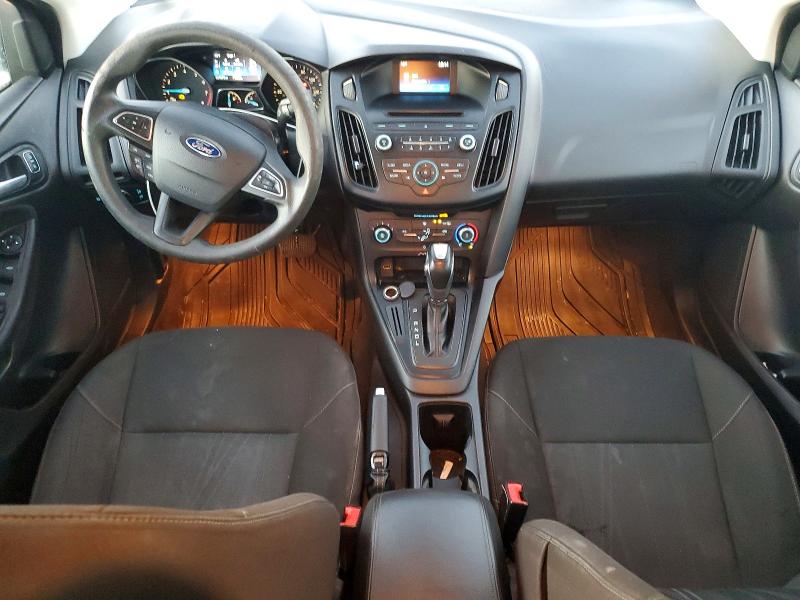 Photo 8 from auction – 2015 FORD FOCUS SE with VIN 1FADP3F24FL233853