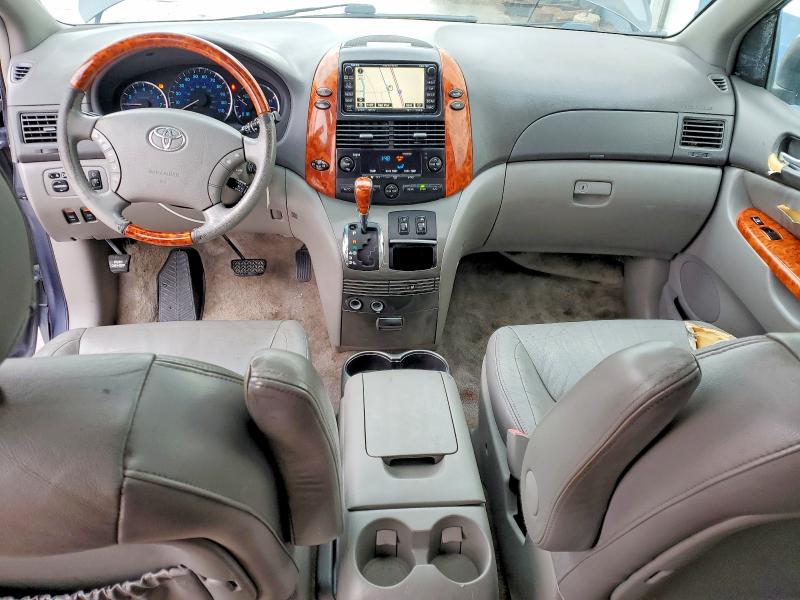 Photo 8 from auction – 2008 TOYOTA SIENNA XLE with VIN 5TDBK22C88S010077
