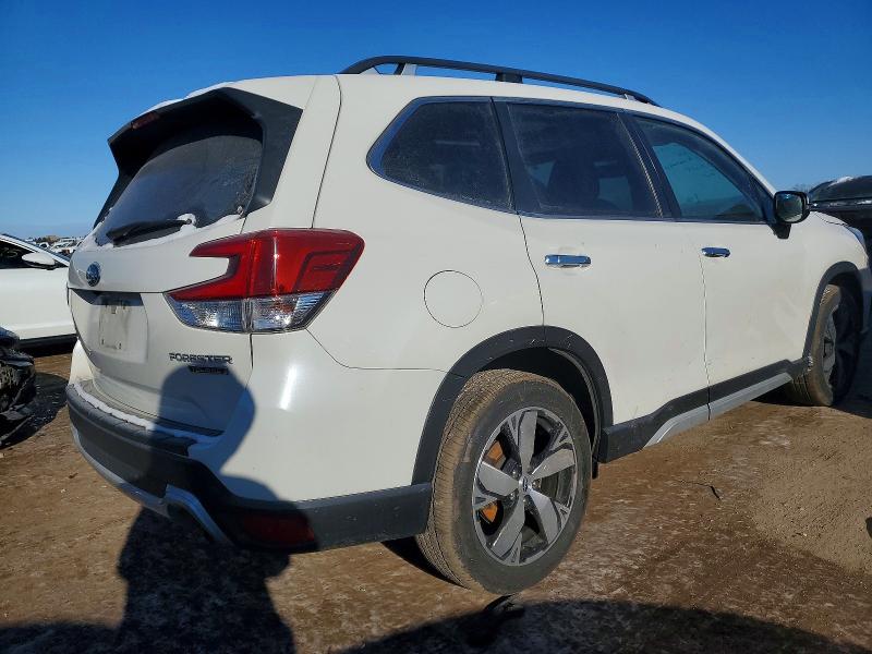 Photo 3 from auction – 2019 SUBARU FORESTER T with VIN JF2SKAWC4KH408274