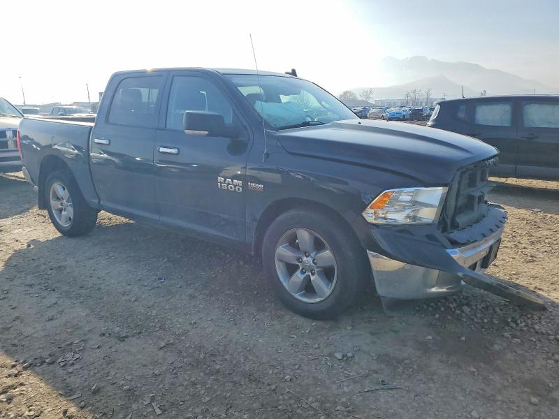 Photo 4 from auction – 2018 RAM 1500 with VIN 3C6RR7LTXJG123188