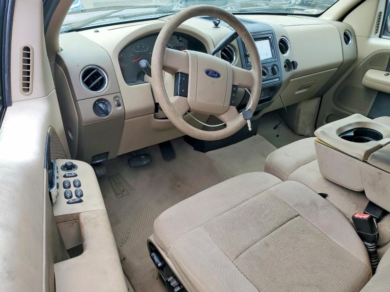 Photo 8 from auction – 2004 FORD F150 with VIN 1FTRX12W54NB79283