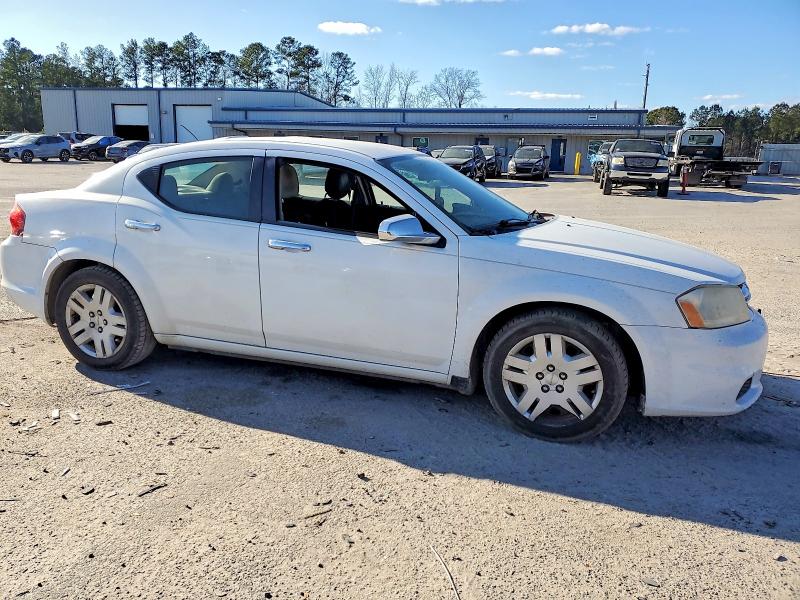 Photo 4 from auction – 2013 DODGE AVENGER with VIN 1C3CDZAB5DN534047