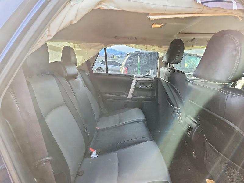 Photo 11 from auction – 2015 TOYOTA 4RUNNER SR with VIN JTEBU5JR4F5269617