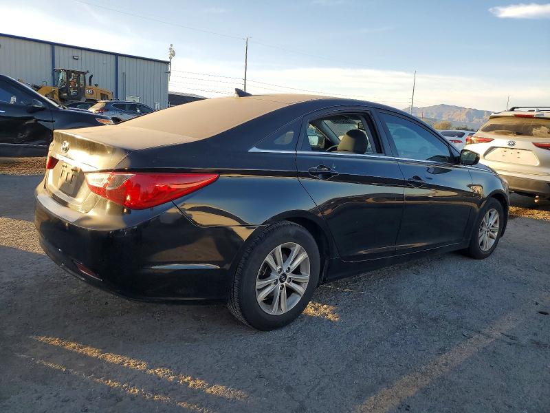 Photo 3 from auction – 2013 HYUNDAI SONATA GLS with VIN 5NPEB4AC7DH715303