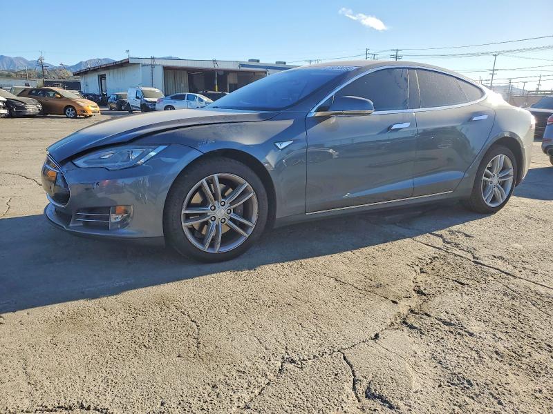 TESLA MODEL S 2014 with VIN 5YJSA1H18EFP38355 - Photo from auction
