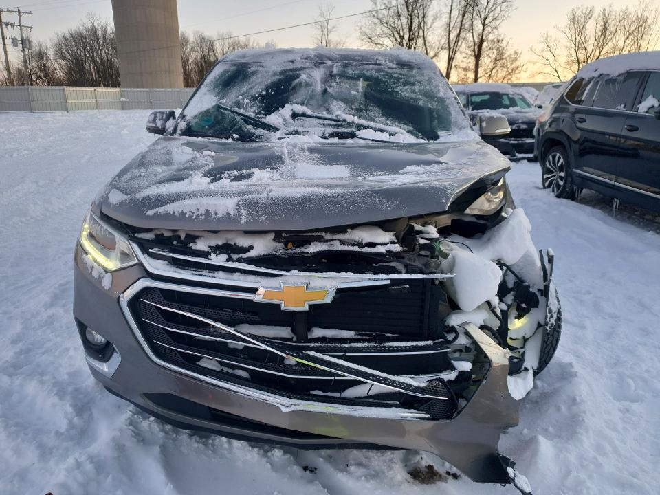 Photo 5 from auction – 2018 CHEVROLET TRAVERSE P with VIN 1GNEVJKW2JJ172483