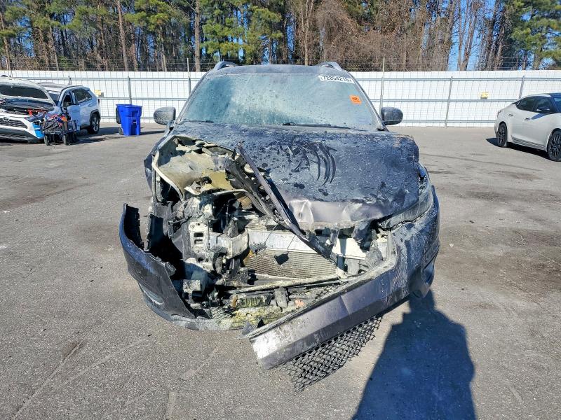 Photo 5 from auction – 2020 JEEP CHEROKEE with VIN 1C4PJLLB2LD503388