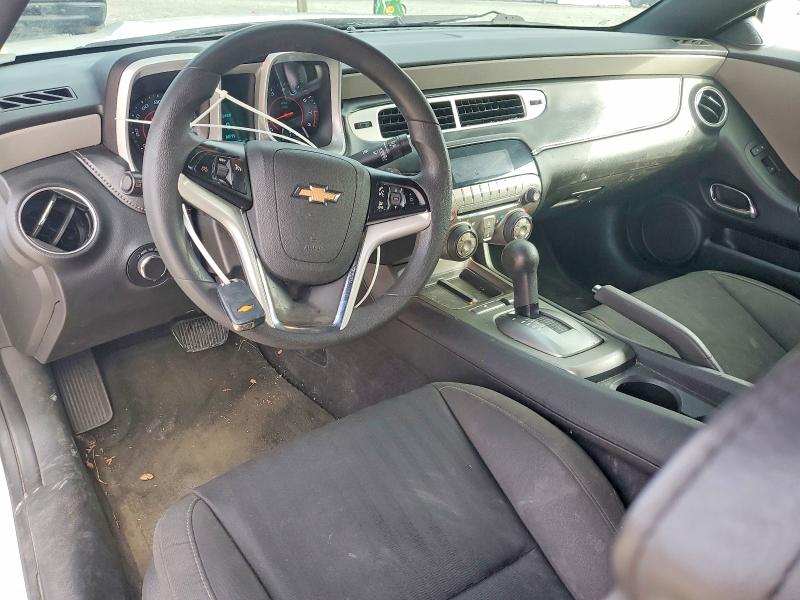 Photo 8 from auction – 2015 CHEVROLET CAMARO LS with VIN 2G1FB1E33F9310373