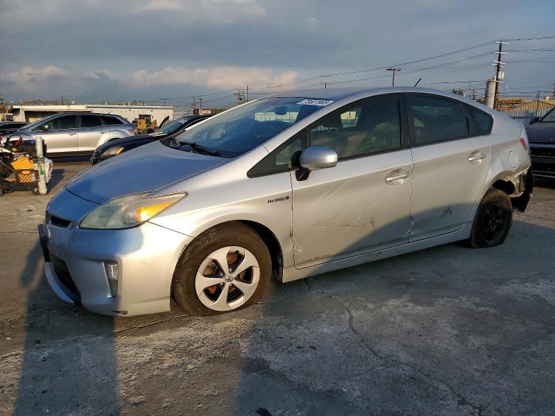TOYOTA PRIUS 2015 with VIN JTDKN3DU2F0466840 - Photo from auction