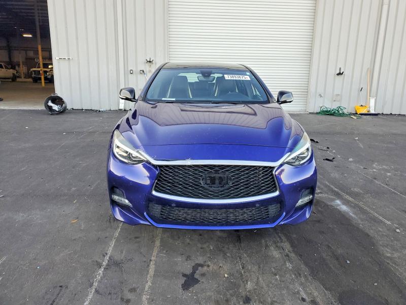 Photo 5 from auction – 2018 INFINITI QX30 BASE with VIN SJKCH5CP0JA003632