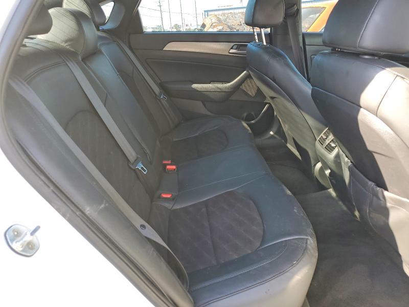 Photo 10 from auction – 2019 HYUNDAI SONATA with VIN 5NPE34AF0KH743559