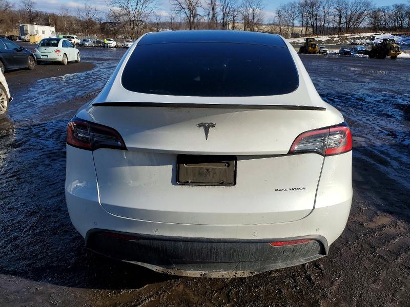 Photo 6 from auction – 2021 TESLA MODEL Y with VIN 5YJYGAEE1MF111463